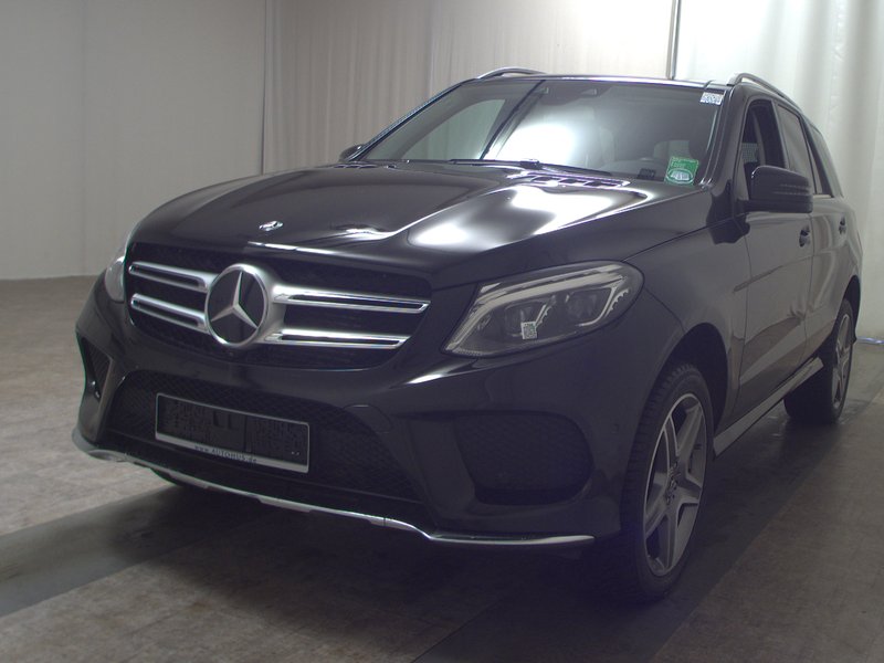 Mercedes-Benz GLE 350 d 4MATIC automatik AMG Line • panorama • 360° kamera — 2