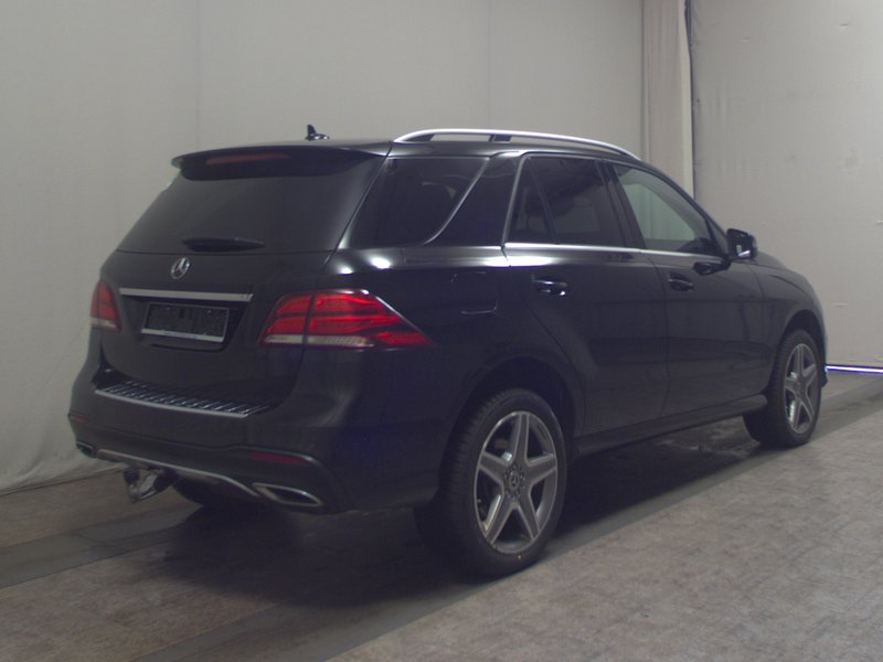 Mercedes-Benz GLE 350 d 4MATIC automatik AMG Line • panorama • 360° kamera — 4