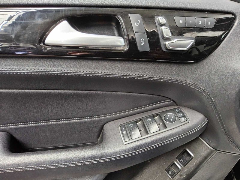 Mercedes-Benz GLE 350 d 4MATIC automatik AMG Line • panorama • 360° kamera — 9