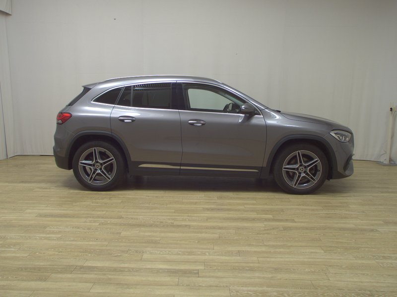 Mercedes-Benz GLA 200 d 4MATIC automatik AMG Line • ACC • LED