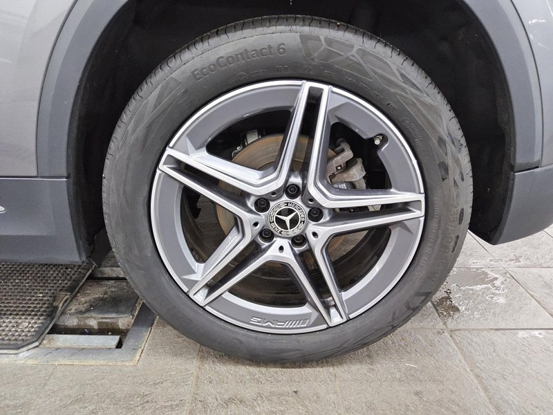 Mercedes-Benz GLA 200 d 4MATIC automatik AMG Line • ACC • LED — 11