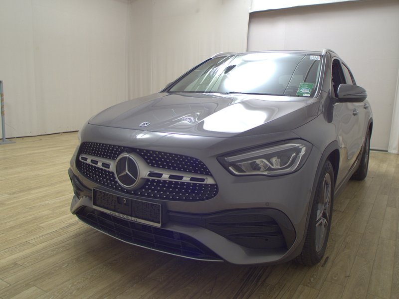 Mercedes-Benz GLA 200 d 4MATIC automatik AMG Line • ACC • LED — 2