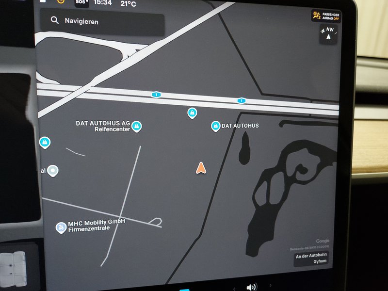 Tesla Model Y Long Range AWD • ACC • 360° kamera — 20