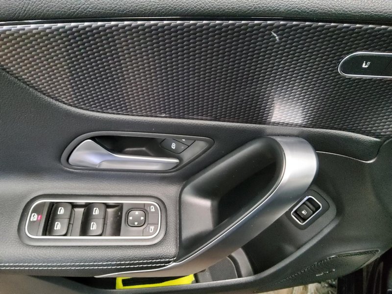 Mercedes-Benz A 250 e automatik Progressive • panorama • koža — 10