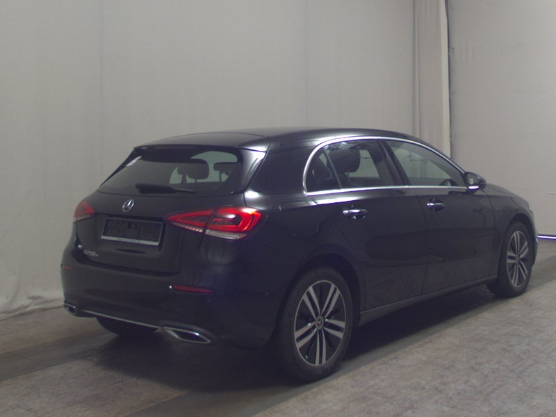 Mercedes-Benz A 250 e automatik Progressive • panorama • koža — 4