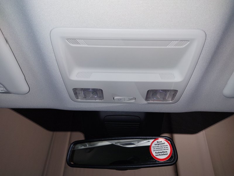 Ford Focus Turnier 1.5 EcoBlue automatik Titanium • LED • Bezključni pristup — 13