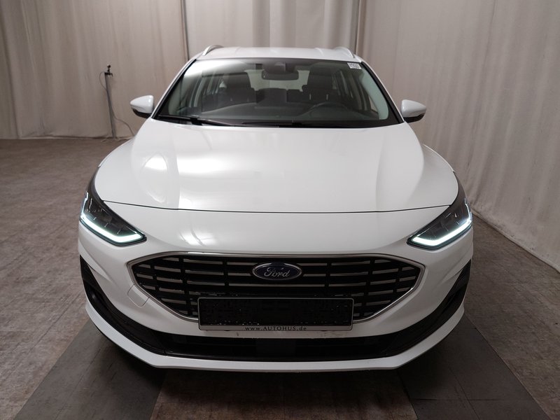 Ford Focus Turnier 1.5 EcoBlue automatik Titanium • LED • Bezključni pristup — 9
