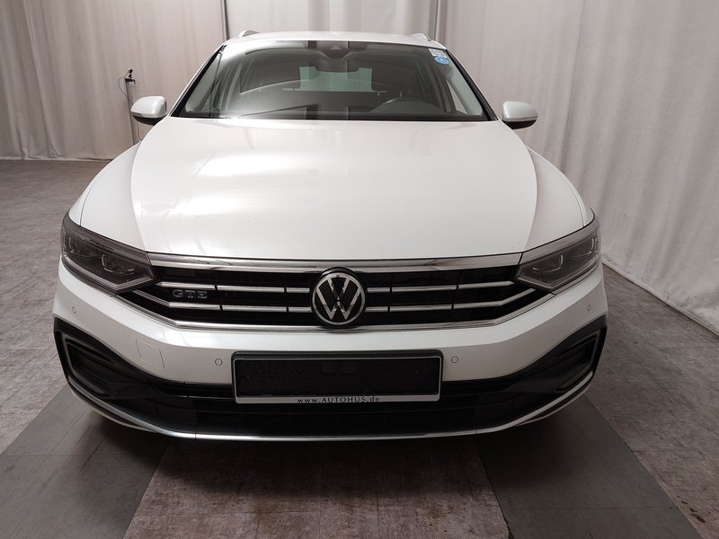 Volkswagen Passat Variant GTE 1.4 TSI automatik • ACC • Kuka za vuču (zakretna) — 9