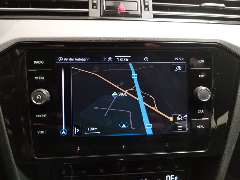 Volkswagen Passat Variant GTE 1.4 TSI automatik • ACC • LED — 19