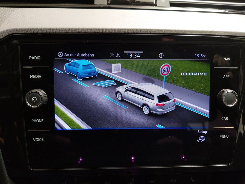 Volkswagen Passat Variant GTE 1.4 TSI automatik • ACC • LED — 21