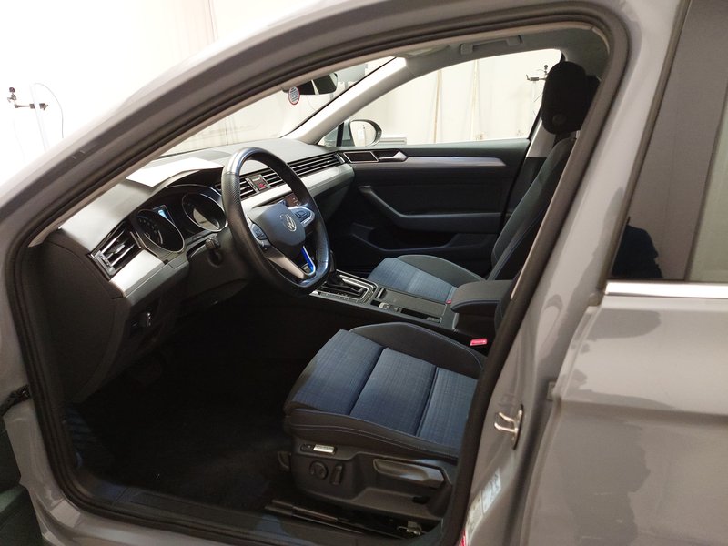 Volkswagen Passat Variant GTE 1.4 TSI automatik • ACC • LED — 6