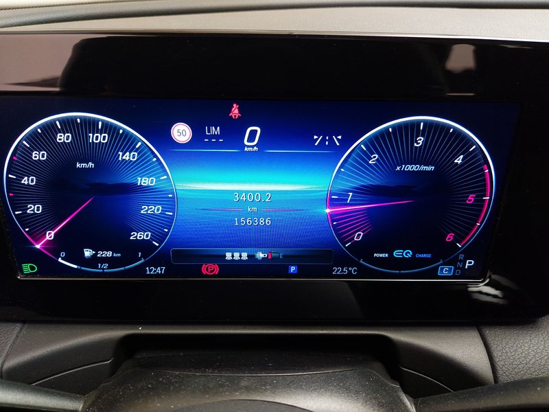 Mercedes-Benz C 220 d karavan automatik • električna peta vrata • LED — 23