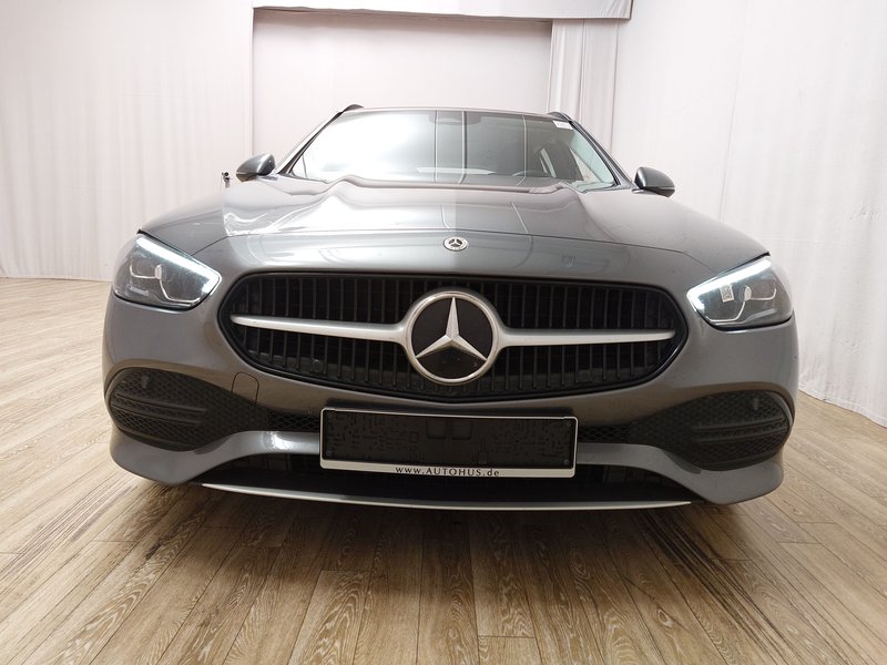 Mercedes-Benz C 220 d karavan automatik • električna peta vrata • LED — 9