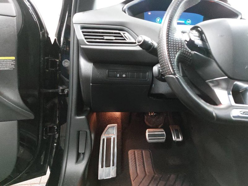 Peugeot 308 1.5 BlueHDi 130 GT-Line automatik • ACC • LED — 13