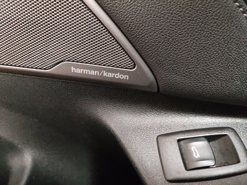 BMW 520d Touring automatik • HUD • panorama — 17