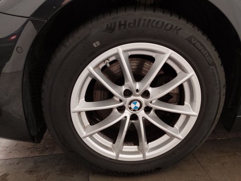 BMW 520d Touring automatik • HUD • panorama — 8