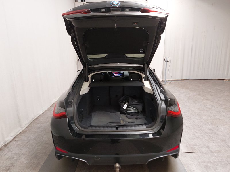 BMW i4 Gran Coupé eDrive40 • AHK • panorama — 15