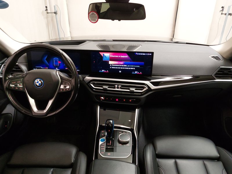 BMW i4 Gran Coupé eDrive40 • AHK • panorama — 16