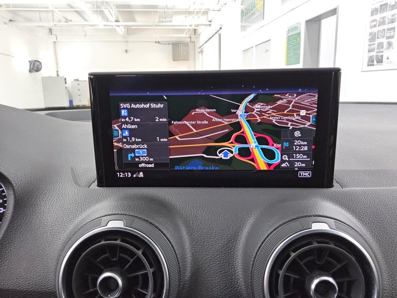 Audi Q2 30 TDI automatik advanced • LED • senzori za parkiranje straga — 7
