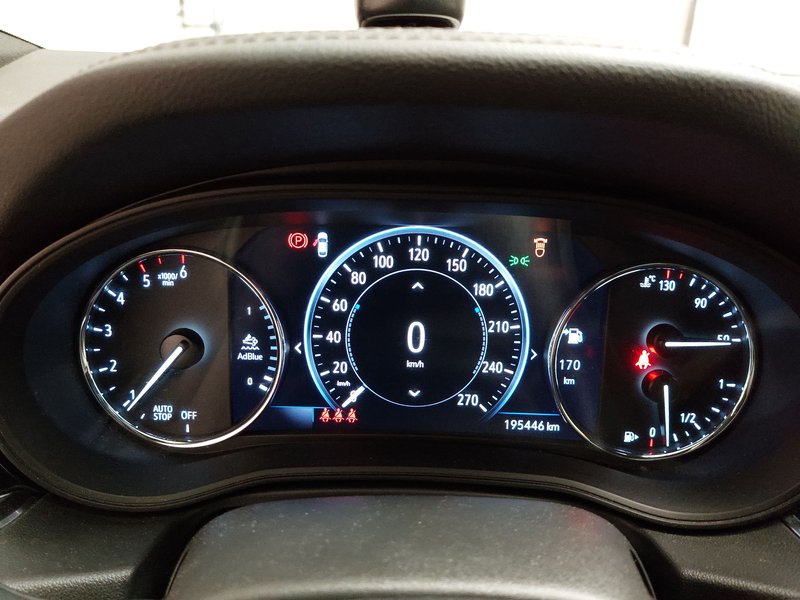 Opel Insignia Sports Tourer 1.6 D Dynamic • 360° kamera • Full LED — 23