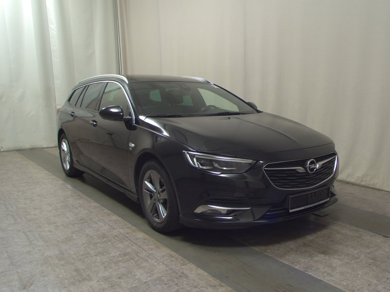 Opel Insignia Sports Tourer 1.6 D Dynamic • 360° kamera • Full LED — 3