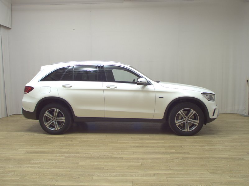 Mercedes-Benz GLC 300 e 4MATIC automatik • AHK • LED