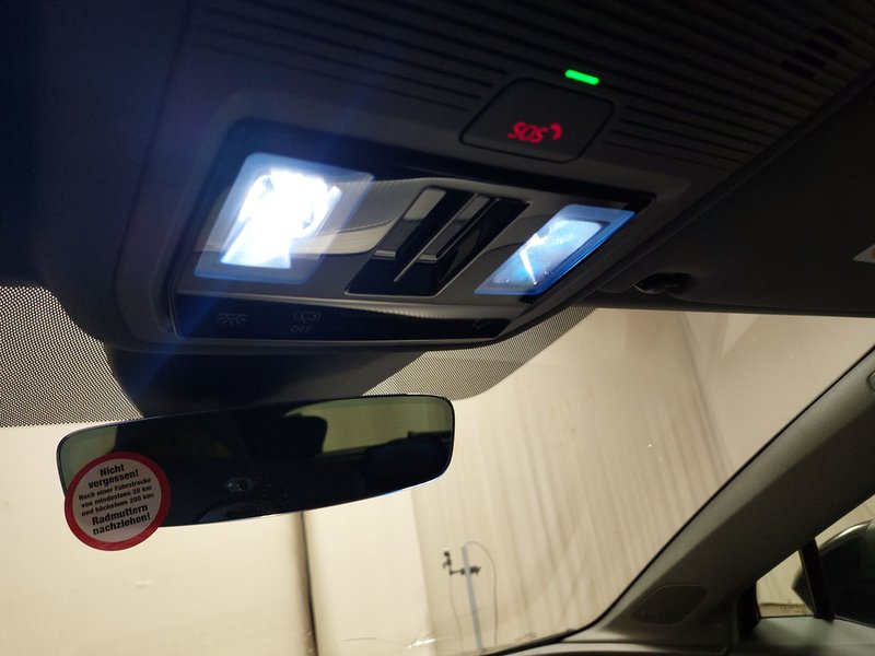 Audi Q4 50 quattro • električna peta vrata • HUD — 13