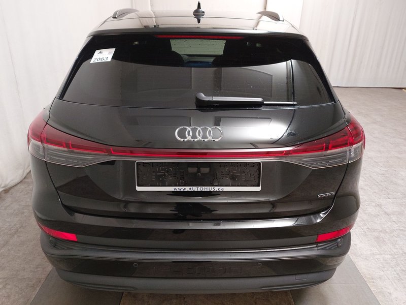 Audi Q4 50 quattro • električna peta vrata • HUD — 14