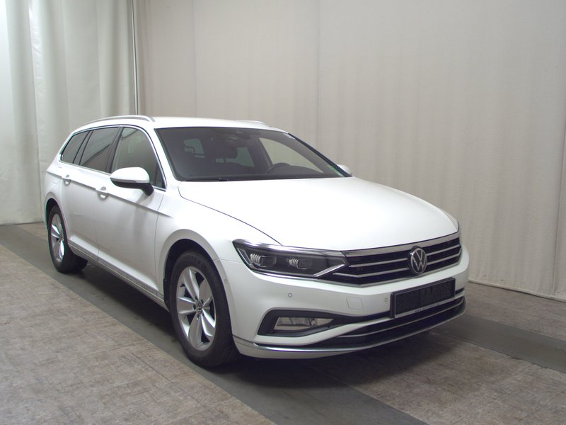 Volkswagen Passat Variant 2.0 TDI automatik • bežično punjenje • masaža — 3