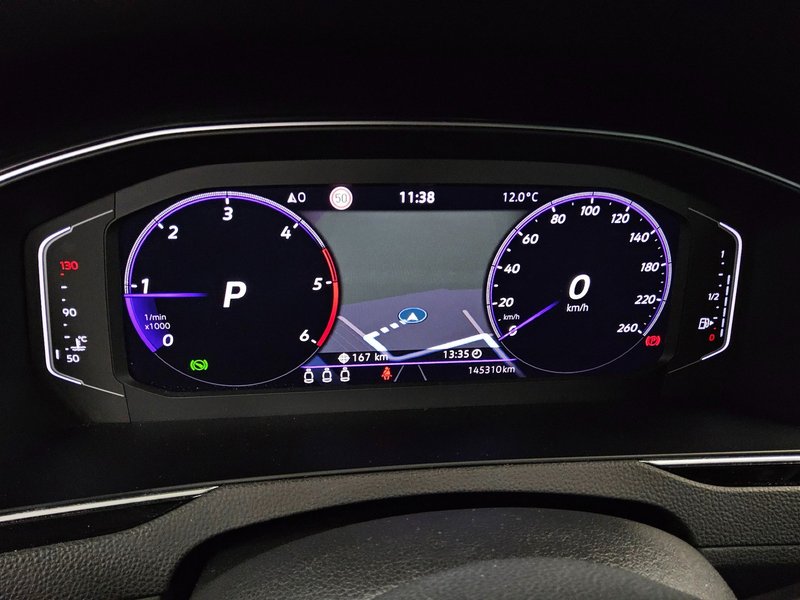 Volkswagen Passat Variant 2.0 TDI automatik • bežično punjenje • masaža — 8