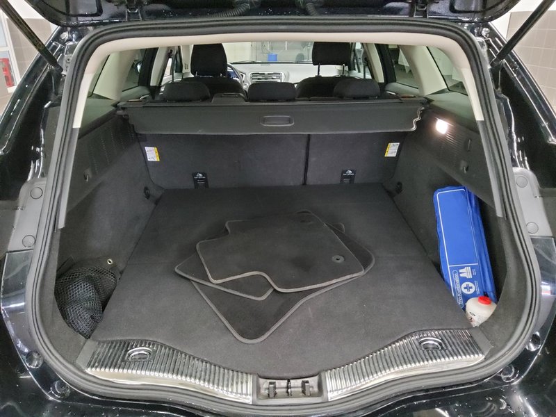 Ford Mondeo Turnier 2.0 TDCi Trend • navigacija • grijana sjedala — 11