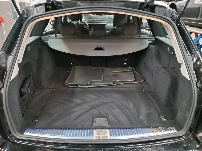 Mercedes-Benz E 220 d karavan automatik Avantgarde • ACC • LED — 11