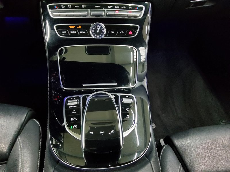 Mercedes-Benz E 220 d karavan automatik Avantgarde • ACC • LED — 6