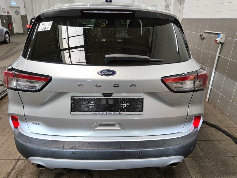 Ford Kuga 2.0 EcoBlue Titanium automatik • ACC • AHK — 10