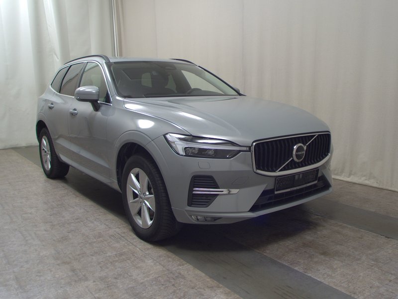 Volvo XC60 B4 D Core automatik • Full LED — 3
