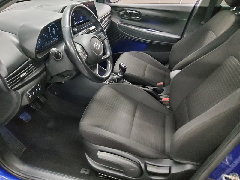 Hyundai i20 1.0 T-GDI Trend • bežično punjenje • digitalni instrumenti — 9