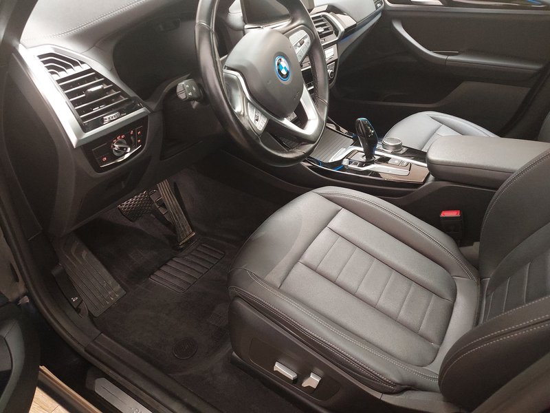 BMW iX3 • panorama • ACC — 6