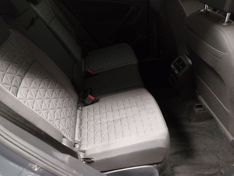Volkswagen Tiguan 2.0 TDI automatik Life • ACC • bežično punjenje — 12