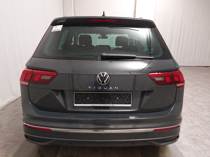 Volkswagen Tiguan 2.0 TDI automatik Life • ACC • bežično punjenje — 14