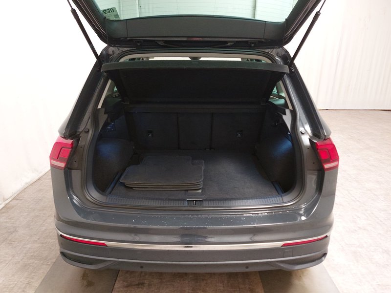 Volkswagen Tiguan 2.0 TDI automatik Life • ACC • bežično punjenje — 15