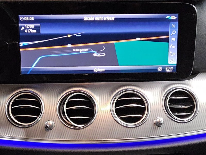 Mercedes-Benz E 220 d karavan automatik Avantgarde • ACC • električna peta vrata — 7