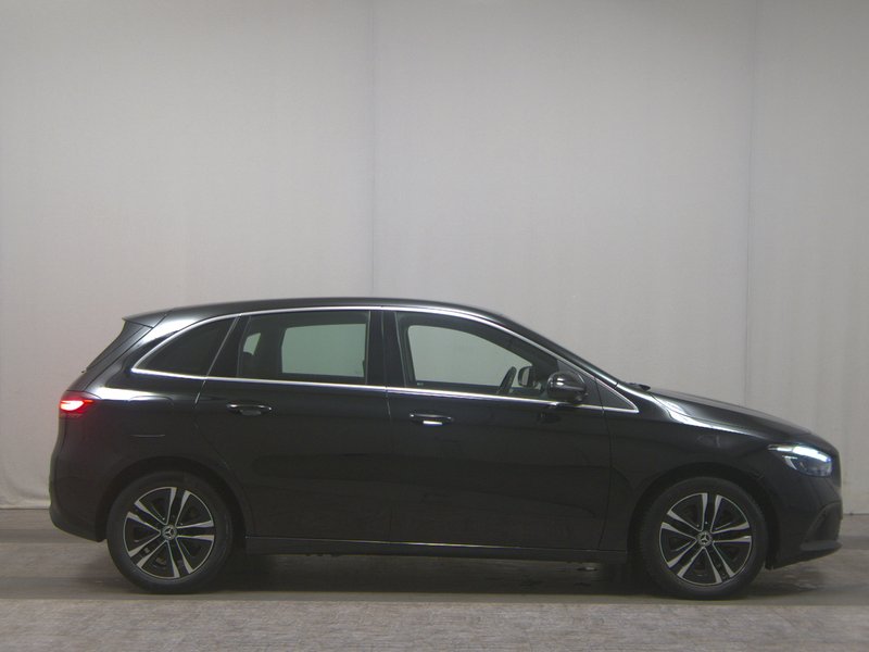 Mercedes-Benz B 250 e automatik Progressive • koža • Full LED