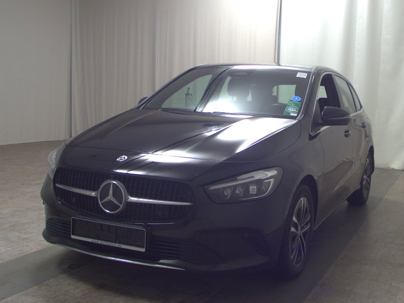 Mercedes-Benz B 250 e automatik Progressive • koža • Full LED — 2