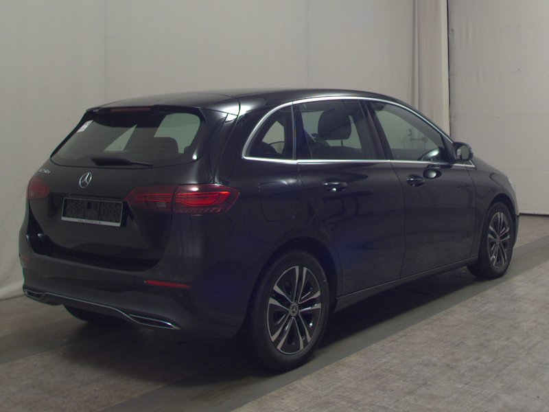 Mercedes-Benz B 250 e automatik Progressive • koža • Full LED — 4