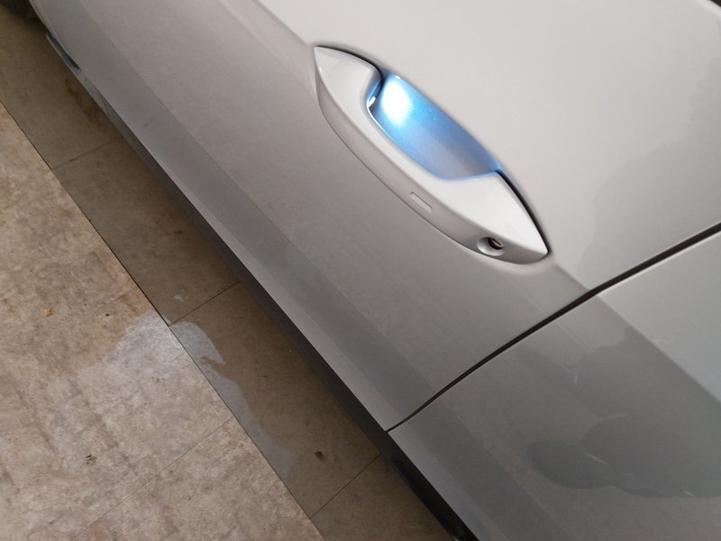 Cupra Born • ACC • bežično punjenje — 17