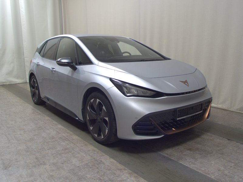 Cupra Born • ACC • bežično punjenje — 3