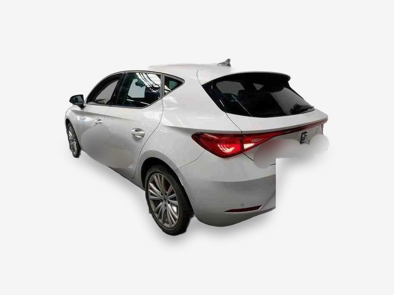 SEAT Leon 2.0 TDI automatik Style • Full LED — 3