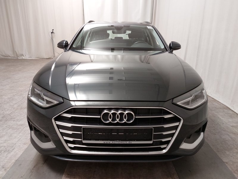 Audi A4 Avant 40 TFSI advanced automatik • bežično punjenje — 9