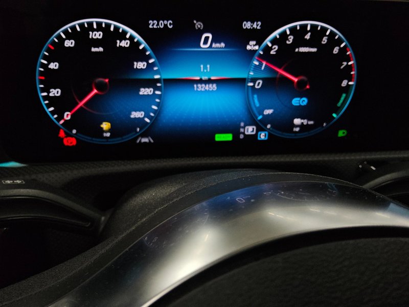 Mercedes-Benz CLA 250 e Shooting Brake automatik AMG Line • panorama — 8