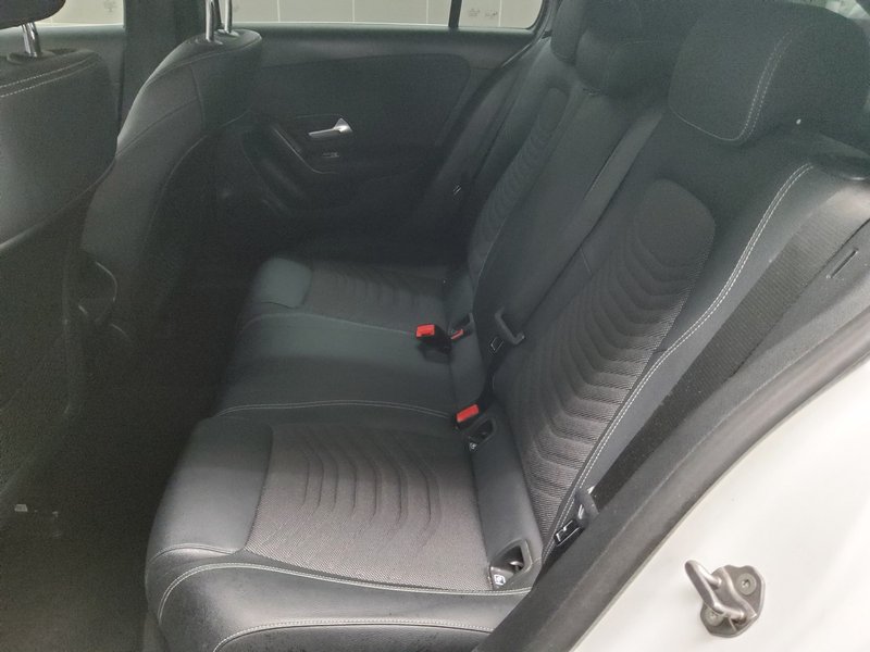 Mercedes-Benz A 180 d automatik • LED • digitalni instrumenti — 13